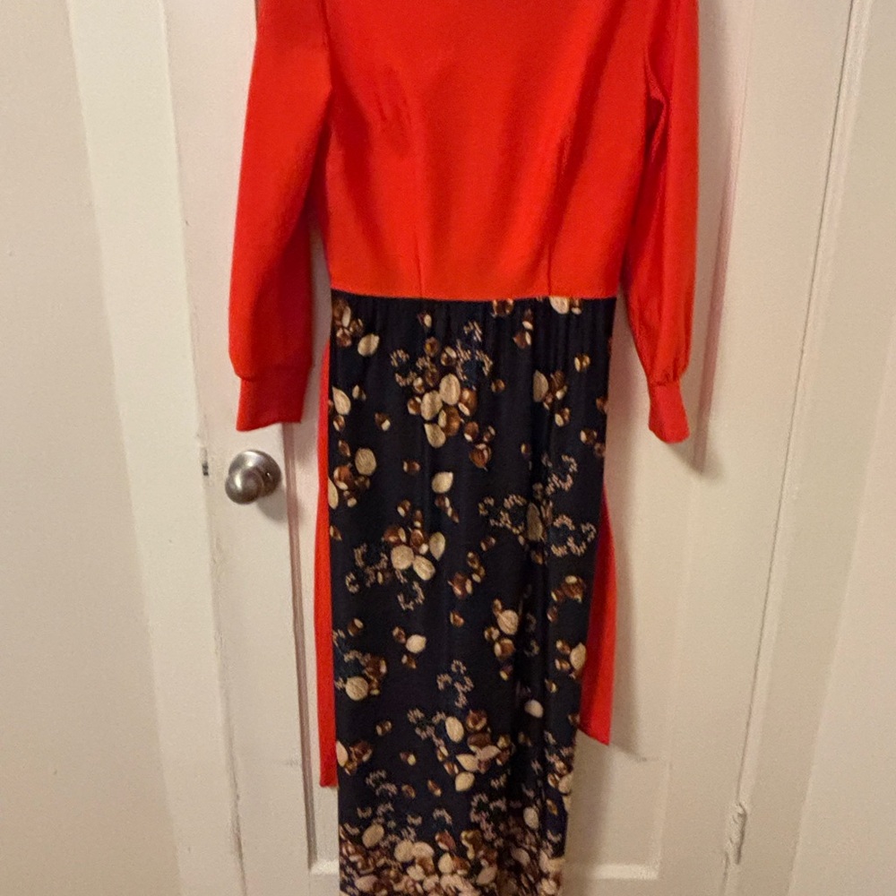 Vintage dress perfect for fall